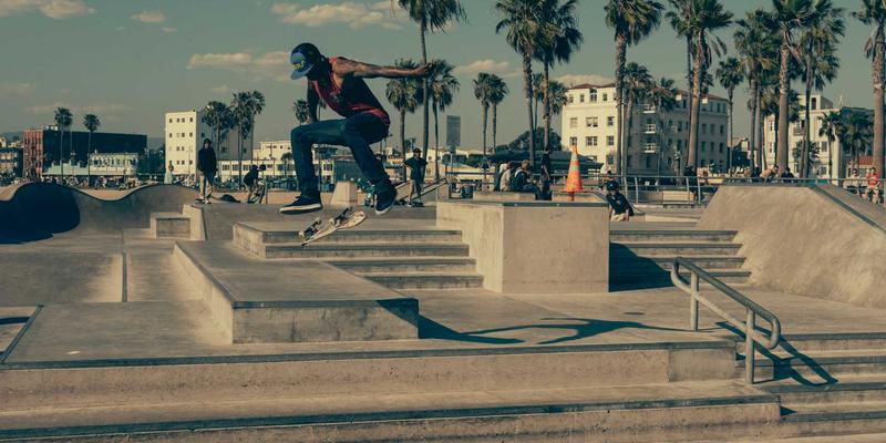 软件开发新前沿：网络自动化与AI运维如何实现智能自愈与预测性维护